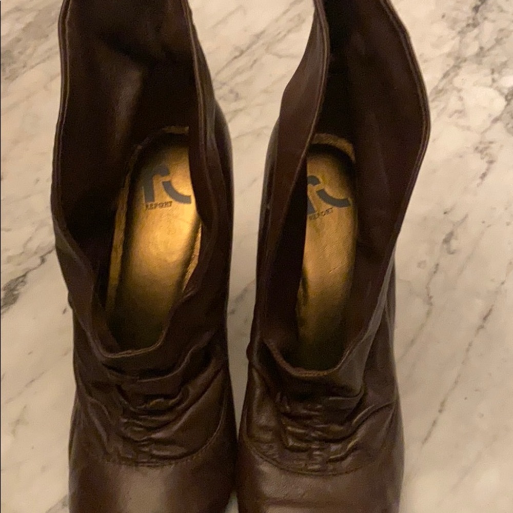 Report Signature Booties - Picture 4 of 6